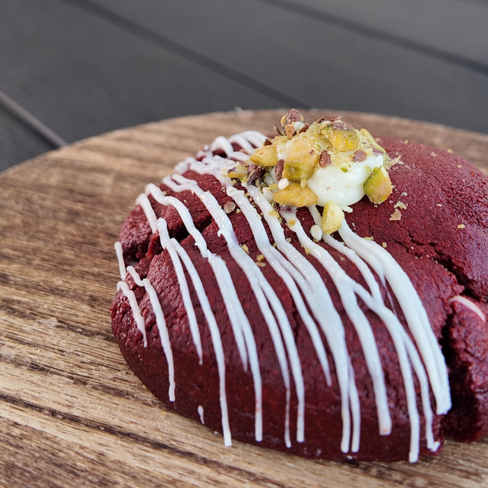 Chunky cookie – Red Velvet White Choc Pistachio Hibiscus